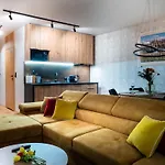 Looktatry Strazyska 21a Lokal 5