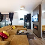 Looktatry Strazyska 21a Lokal 5