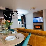 Looktatry Strazyska 21a Lokal 5 * ザコパネ