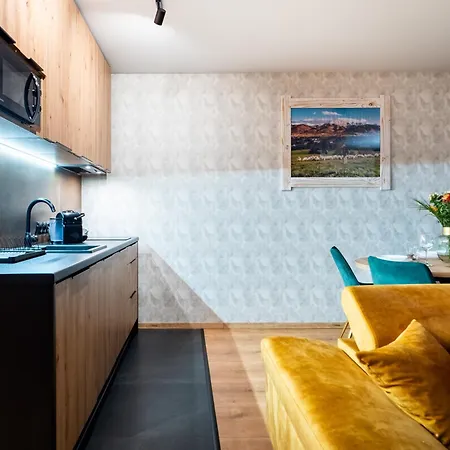 Looktatry Strazyska 21a Lokal 5 Appartement *